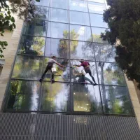 کار در ارتفاع عایق.نانو.شستشونما.پیچ رولپلاک