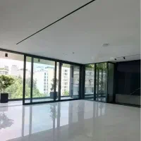 آپارتمان همکف ۱۷۸ متر * حیاط اختصاصی* صفر