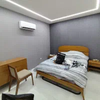 نصاب کاغذ دیواری