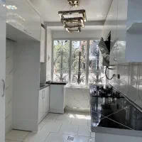 رهن آپارتمان۶۰متری دوخواب طبقه اول پارکینگ سندی