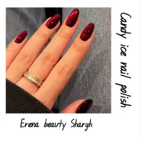 ناخن کار حرفه ای