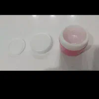 قوطی و مواد کرم
