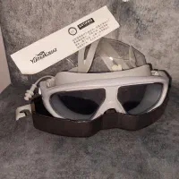 لباس و تجهیزات حرفه ای غواصی