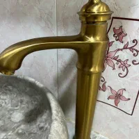 شیر روشویی پایه بلند مدل قاجاری