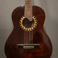 گیتار دست ساز رویه چوبی استاد نادر solist