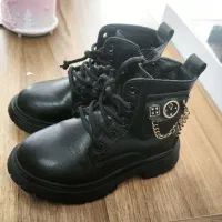 بوت دخترانه