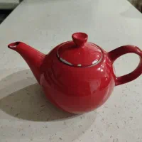 قوری چای در حد