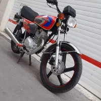هوندا ۲۰۰در حد صفر مدل۱۴۰۴