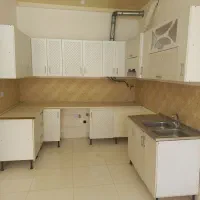 خانه تمیز همکف در حد کلید نخورده