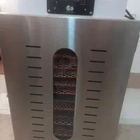 یک دستگاه میوه  وسبزیجات خشکن خانگی