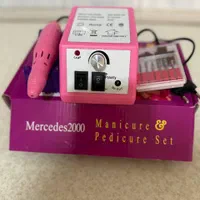 کاشت وسایل ناخن با تخفیف