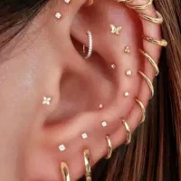 خدمات و آموزش صفر تا صد پیرسینگ (سوراخ کردن گوش)