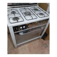 اجاق گاز پنج شله فر نما سالم بدون هیچ ایرادی