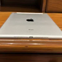iPad Air 32GB + Cellular|تبلت|مشهد, سجاد شهر|دیوار
