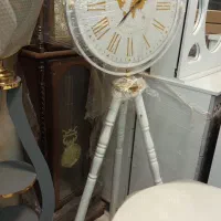 ساعت سه پایه