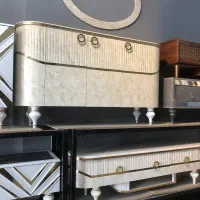 میز تلوزیون و آینه کنسول