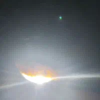 سنگ که نور می ندازی زیرش نور می ده