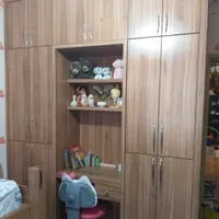 کمد MDF شیک و کاربردی بهمراه میز تحریر