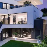 ویلایی-320متری-با-چهار-دربند-مغازه-تجاری-دائم