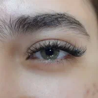 کاشت موقت مژه