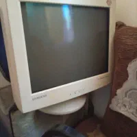 کتری قوری و مانیتور
