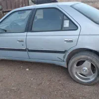 پژو نور آبی .