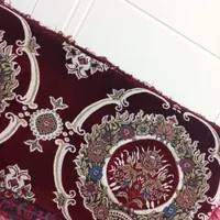 پشتی ۸تایی هر ۸عدد کاملا سالم درحد نو