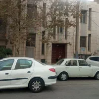 حاشیه سناباد منزل ویلایی 360 متر با مغازه تجاری