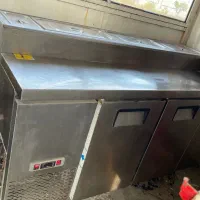 یخچال فریزه صنعتی برای پیتزا فروشی