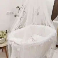 گهواره چوبی سفید