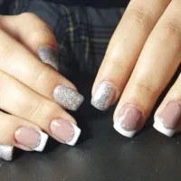 خدمات کاشت ناخن|خدمات آرایشگری و زیبایی|بندر انزلی, لاله|دیوار