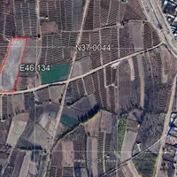 زمین کشاورزی حصارکشی‌شده با خاک درجه‌یک