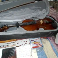 فروشی کارکرده اماخداشاهده ازویولین درمغازه بهتره