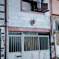 آپارتمان طبقه اول با موقعیت عالی و قیمت مناسب