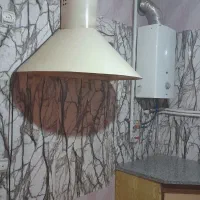 فروش کابینت فلزی شیشه به همراه هود وسینک ظرفشویی|مصالح و تجهیزات ساختمان|دوگنبدان, |دیوار