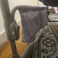 تخت کنار مادر (گهواره برقی )|تخت و صندلی بچه|شاهینشهر, خانه کارگر|دیوار