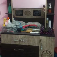 میز آرایشی عروس