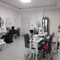 اجاره صندلی در سالن زیبایی قلی پور|خدمات آرایشگری و زیبایی|رشت, آزادگان|دیوار