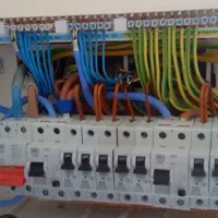 خدمات تعمیرات الکتریکی و برق خانگی و صنعتی سیار|خدمات پیشه و مهارت|بندرعباس, |دیوار