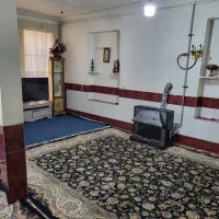 یک خانه ویلایی در خیابان تختی اجاره داده میشه