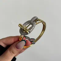 دستبند زنانه هرمس کاملا مشابه طلا