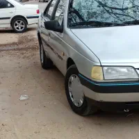 پژو 405 دوگانه. داخل کرم