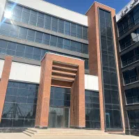 دفتر کار اداری در برج‌های شیک و نوساز