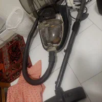 جاروبرقیhitachi