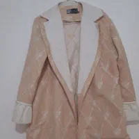 چند عدد لباس و روسری نو و در حدنو بفروش میرسد