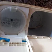 لباسشویی|ماشین لباسشویی و خشککن لباس|رشت, کوی جام جم|دیوار