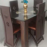 میزناهارخوری۴نفره کاملآ سالم وتمیز وشیک