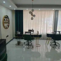 ۱۲۷ متر اداری شیک مناسب آرایشگاه و غیره