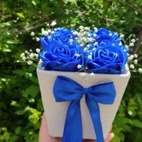 انواع رز روبانی و تزیین پول به مناسبت روز ما.در