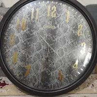 ساعت دیواری